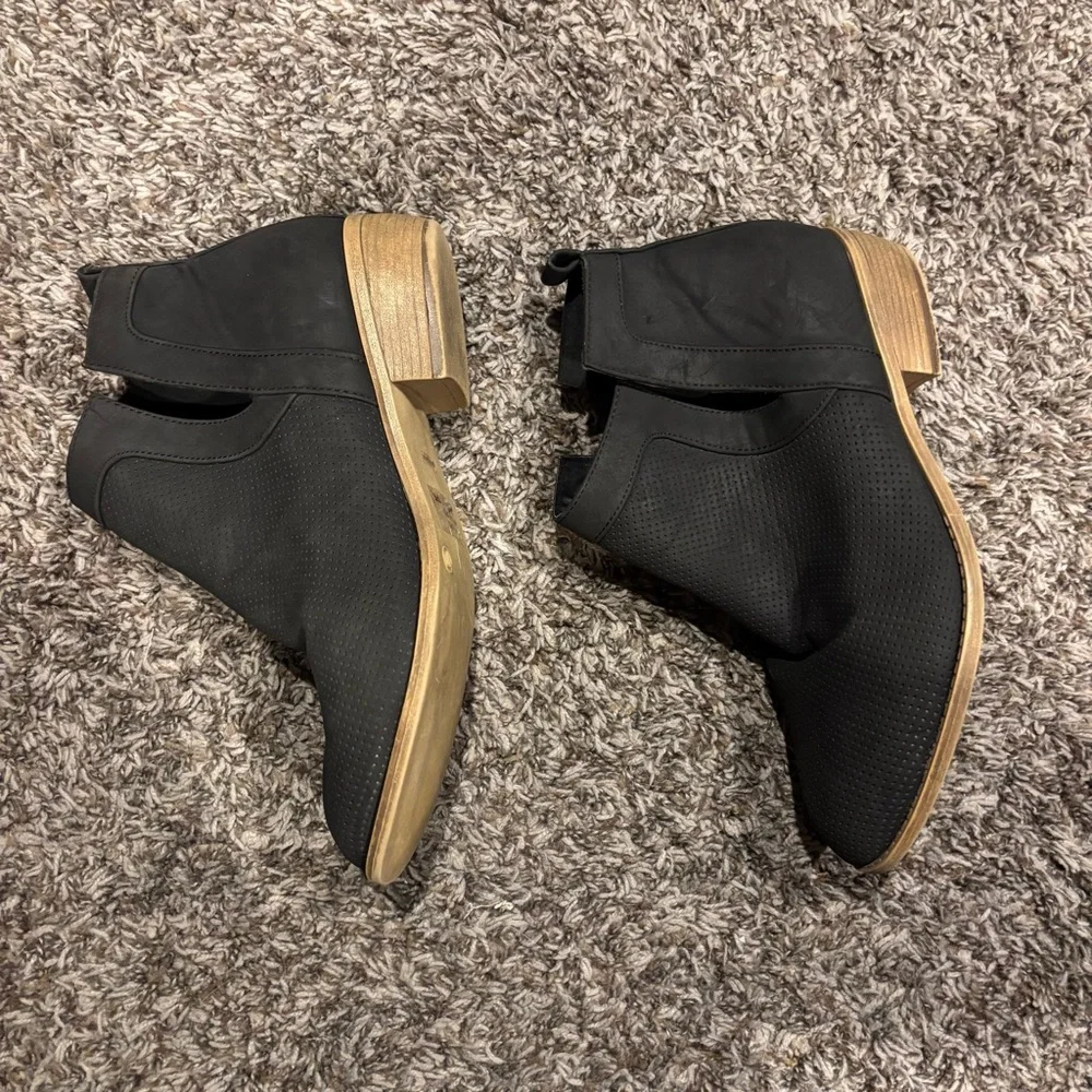 Black Ankle Boots with Tan Sole